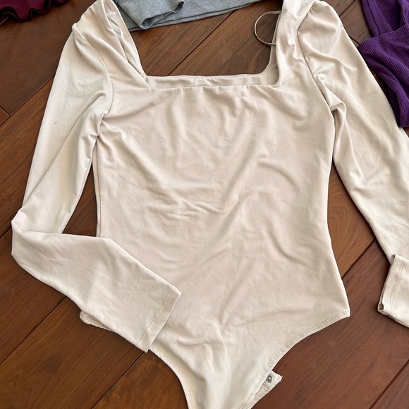 Lot tops crop, workout , bodysuit - Picture 8 of 12